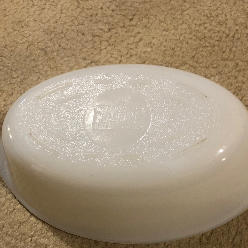 Glass Serveware Dish with Lid - Picture 4 of 4